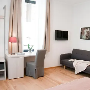 https://giuturna-boutique-hotel.it-romehotels.com